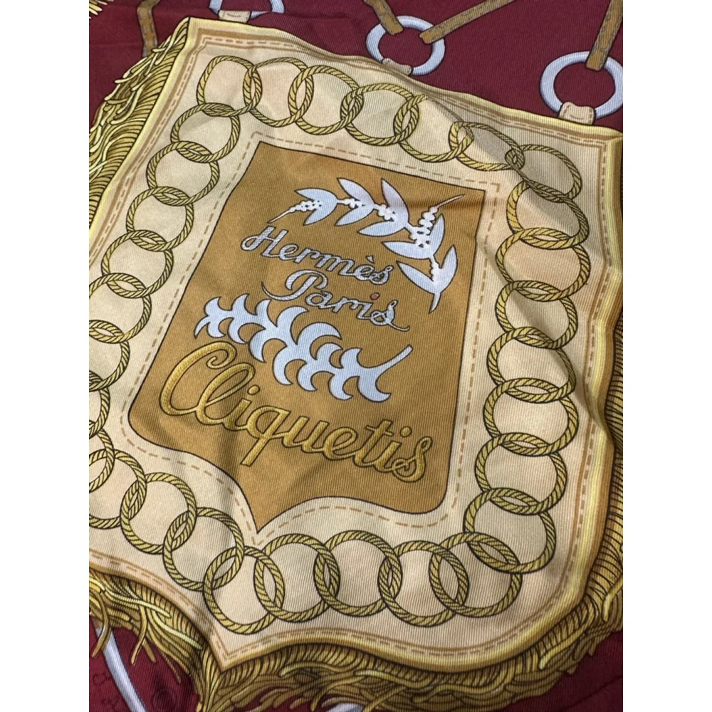 Women's Hermès Cliquetis Red Gold Silk Scarf One Size
